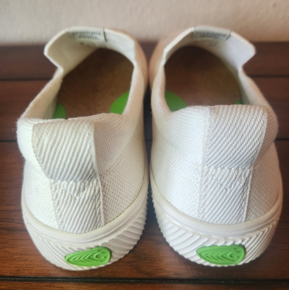 Cariuma White Slip-On Sneakers - Picture 4 of 11